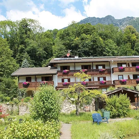 Appartement Quellenhof *